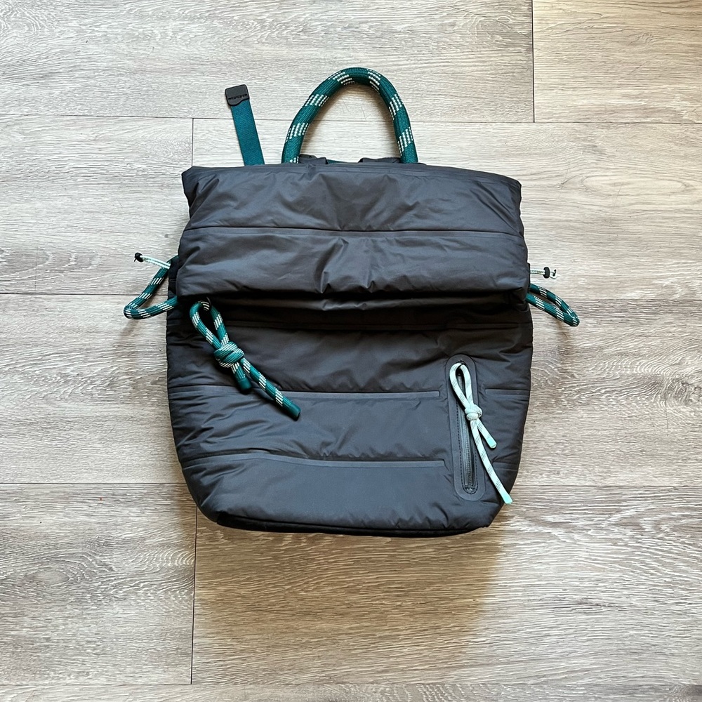 LULULEMON (NWT) โข Face Forward Backpack *Lululemon x Roksanda Limited Edition - Picture 5 of 16